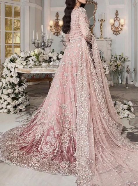 Pink Nikkah Dress, Frock Photo Poses, Pink Pakistani Wedding Dress, Bridal Walima Dress, Walima Dresses, Bridal Clothes, Bridal Aesthetic, Pakistani Lehenga, Dresses Pakistani