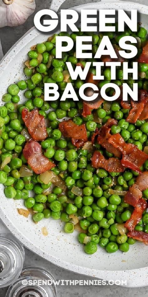 These peas with bacon are a simple and delicious side dish. With only 5 ingredients, it's perfect for a quick weekday side dish. #spendwithpennies #peaswithbacon #sidedish #recipes #greenpeaswithbacon #onion #bacon #pasta #salad #cream Peas With Bacon, Bacon Side Dishes, Peas Bacon, Peas And Bacon, Green Peas Recipes, Bacon Pasta Salad, Salad Cream, Quick Side Dishes, Roasted Vegetable Recipes