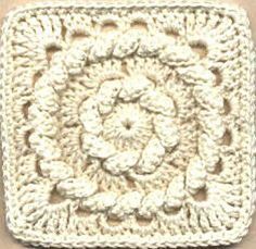 Fisherman's Ring Square: Free Pattern Free Crochet Square, Motifs Granny Square, Ring Crochet, Ring Square, Crochet Blocks, Crochet Granny Square, Scarf Crochet, Crochet Square Patterns, Granny Squares Pattern