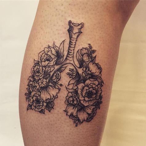 Anatomical Tattoos, Cool Tattoos For Girls, Anatomy Tattoo, Wrap Around Tattoo, Nurse Tattoo, Medical Tattoo, Skeleton Tattoos, Geniale Tattoos, Zodiac Horoscope