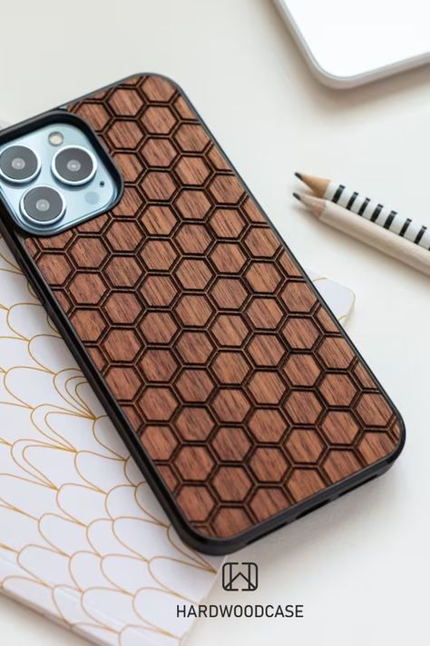 Geometric Wooden iPhone case with Magsafe. Interesting Objects, Trendy Cases, Iphone Magsafe, Wooden Phone Case, Wood Phone Case, Diy Cnc, Wood Case Iphone, Unique Iphone Cases, Wood Case