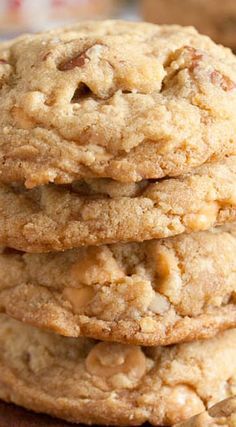 Butter Pecan Toffee Cookies, Pecan Toffee Cookies, Toffee Pecan Cookies, Biscuits Diététiques, Butter Pecan Cookies, Toffee Cookies, Cooking Cookies, Cookie Recipes Homemade, Butter Toffee