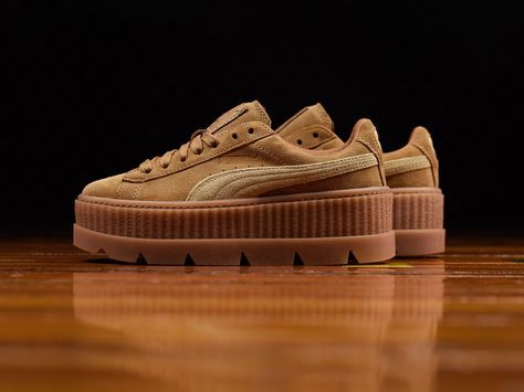 Puma X Fenty, Puma Platform Sneakers, Casual Friday, Creepers, Puma Sneaker, Girly Girl, Casual Sneakers, Rihanna, Sneakers Fashion