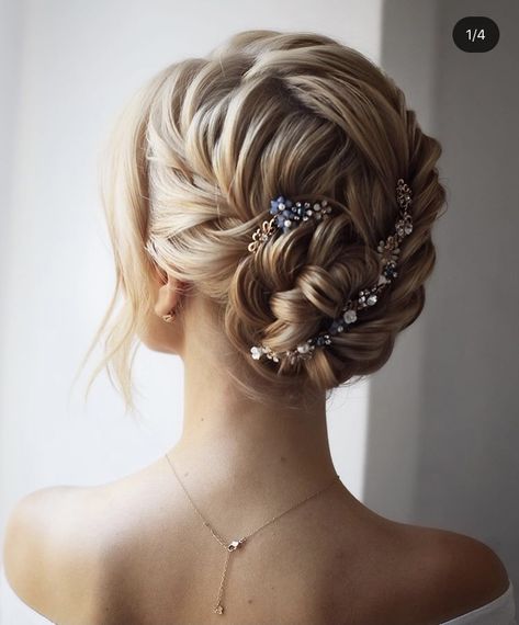 Bridal Updo For Shoulder Length Hair, Boho Wedding Hairstyles, Grad Hairstyles, Communion Hair, Wedding Hair Trends, Bohemian Wedding Hair, Bridal Braids, Bridal Hair Inspiration, Boho Wedding Hair