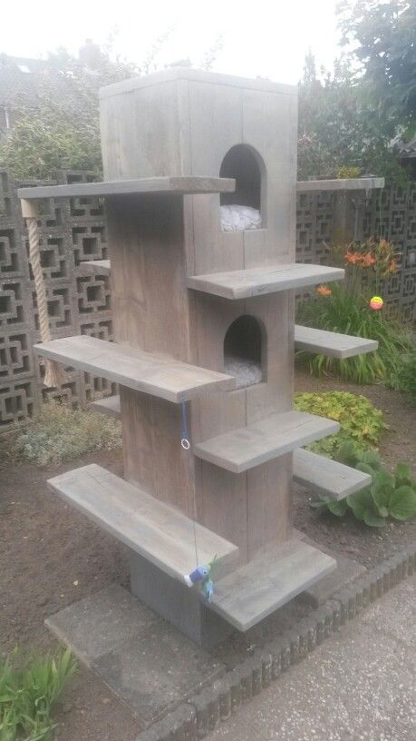 Outdoor Cat Shelter Diy, Outside Cat Shelter, Outside Cat House, Cat House Plans, Outdoor Cat Shelter, Feral Cat Shelter, Feral Cat House, House Plans Ideas, Cat Patio