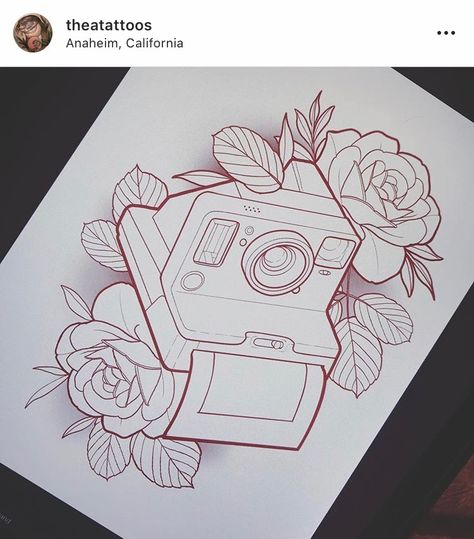 Old Polaroid Camera Drawing, Old Camera Drawing, Polaroid Camera Tattoo, Polaroid Tattoo, Camera Tattoos, Seasons Photography, Camera Drawing, Camera Tattoo, Vintage Polaroid