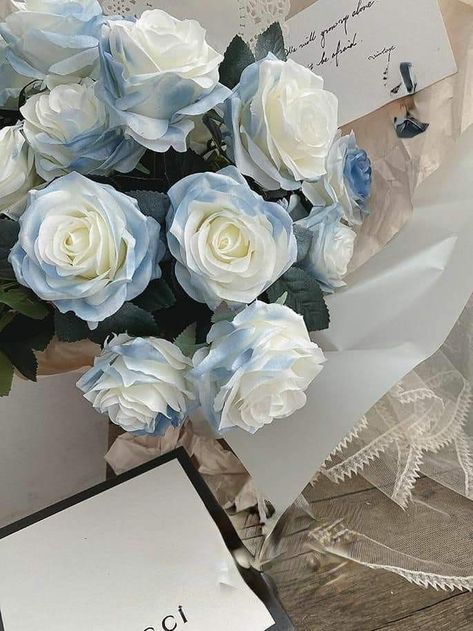 Ice Blue Weddings, Rose Wedding Decorations, Restroom Renovation, Weddings Dress, Engagement Decor, Light Blue Roses, Color Aesthetic, Roses Flower, Blue Theme