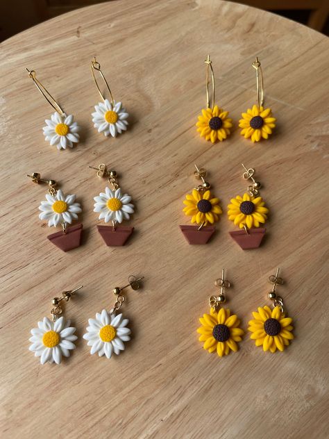 Sunflower Earrings Clay, Beautiful Clay Earrings, Handmade Polymer Clay Earrings, Clay Art Earrings, Clay Earring Designs, One Piece Earrings, Clay Sunflower Earrings, Sunflower Clay Earrings, Clay Jewellery Handmade