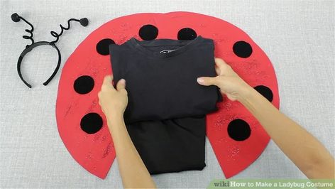 How to Make a Ladybug Costume (with Pictures) - wikiHow Ladybug Costume Kids, Toddler Ladybug Costume, Baby Ladybug Costume, Flower Costume Diy, Antennae Headband, Diy Butterfly Costume, Ladybug Wings, Diy Baby Costumes, Bug Costume