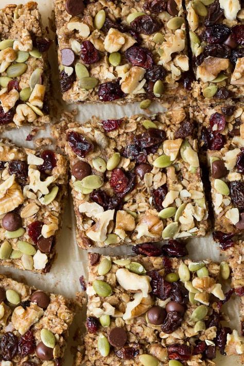 Trail Mix Breakfast Bars Walnut Recipes Healthy, Breakfast Bar Recipe, Trail Mix Ingredients, Bars Recipes Healthy, Trail Mix Cookies, Breakfast Bars Healthy, Breakfast Bars Recipe, Bars Healthy, Granola Recipe Healthy