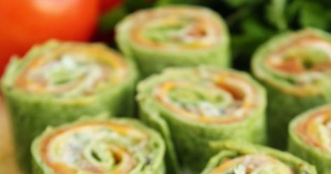 7-Layer Dip Tortilla Pinwheels Game Time Food, Baking With Blondie, Tortilla Pinwheels, Spinach Rolls, Turkey Club, Pinwheel Appetizers, Taco Mix, Tortilla Rolls, Pinwheel Recipes