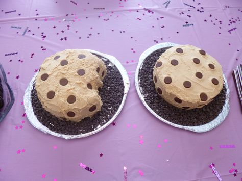 Cookies and Milk themed birthday party. We made cookie cakes out of homemade chocolate cake, homemade fudge frosting in between, and peanut butter frosting on the outside. We put Hersheys Kisses in for the chocolate chips. Cookie Theme Smash Cake, Cookie And Milk Birthday Party, Milk And Cookies Cake Smash, Milk And Cookies Cake, Cookie Smash Cake, Smash Cake First Birthday, First Birthday Cookies, Homemade Chocolate Cake, Cookies Theme