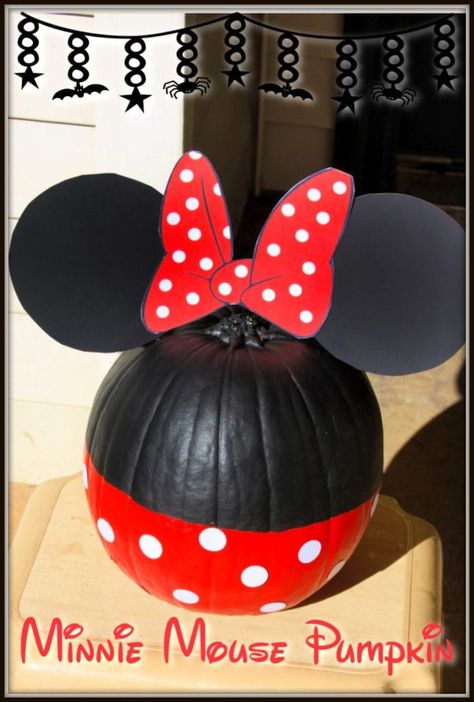 Ladybug Pumpkin, Minnie Mouse Pumpkin Painting, Minnie Mouse Painted Pumpkin, Disney Pumpkin Painting, Minnie Mouse Pumpkin, Disney Pumpkin Carving, Disney Pumpkin, Carte Halloween, Pumpkin Carving Templates