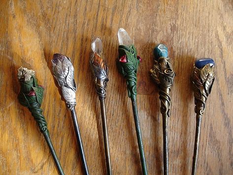 A few different hairsticks, these are sometimes used by individuals as wands instead of hair adornment. Wiccan Crafts, Pagan Crafts, Fimo Polymer Clay, Witchy Crafts, Polymer Jewelry, Fimo Clay, Crystal Wand, Sculpting Clay, Polymer Clay Projects