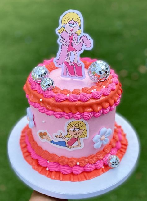 Lizzie Mcguire 30th Birthday, Lizzie Mcguire Party Ideas, Lizzie Mcguire Cake, Lizzie Mcguire Birthday Party, Lizzie Mcguire Party, Lizzie Mcguire Birthday, 2000s Cake, 90s Birthday Cake, Lizzie Mcguire Aesthetic