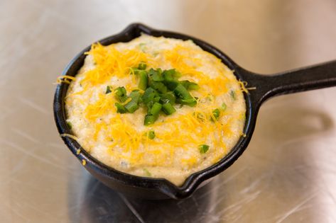 Poblano Cheese Grits, Cheesey Grits, Jalapeno Cheese Grits, Grits Recipes, Jalapeno Popper Recipes, Cheesy Grits, Poppers Recipe, Grits Recipe, Cheese Grits