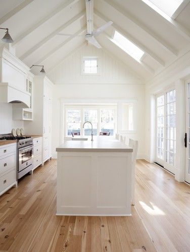 New England Farmhouse Interior, Kitchen Ceilings, New England Farmhouse, Casa Country, Wood Beam Ceiling, Building Homes, Granny Flat, Bar Room, Farmhouse Interior