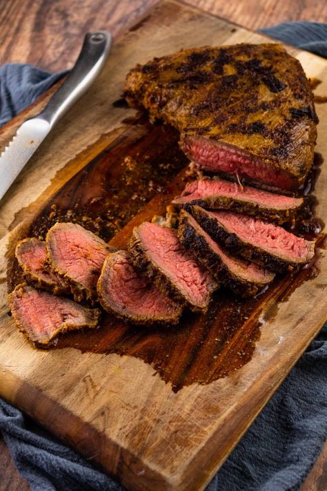 Tri Tip Recipes Oven, Tri Tip In The Oven, Oven Roasted Tri Tip, Tritip Recipes, Tri Tip Steak, Cooking Tri Tip, Beef Tri Tip, London Broil Recipes, Steak In Oven