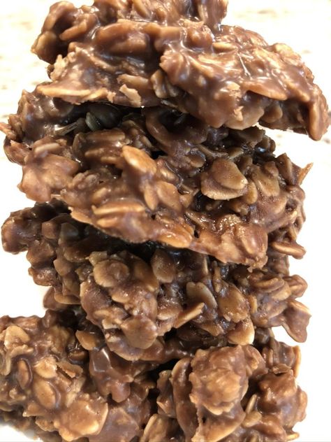 Chocolate Oatmeal Sunbutter No-Bake Cookies • These Chocolate Oatmeal Sunbutter No-Bake Cookies are the perfect thing to satisfy any chocoholic's sweet Sun Butter, Oatmeal No Bake Cookies, Allergen Free Recipes, Brie Recipes, Cocoa Cookies, Chocolate Oatmeal, Bake Cookies, Butter Recipe, Oatmeal Cookies