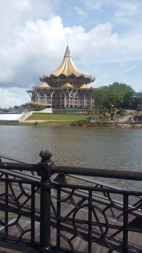 Kuching Malaysia, South Kalimantan, West Kalimantan, East Kalimantan, Kuching, Brunei, Quick Saves