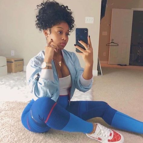 JAYDA WAYDA 🦋 on Instagram: “Hey y’all💙(dm me for the $5 promo special)” Jayda Wayda Outfit, Jayda Wayda, Find Hairstyles, Cute Maternity Outfits, Lazy Day Outfits, Chill Outfits, Pregnancy Outfits, Dope Outfits, Swag Outfits