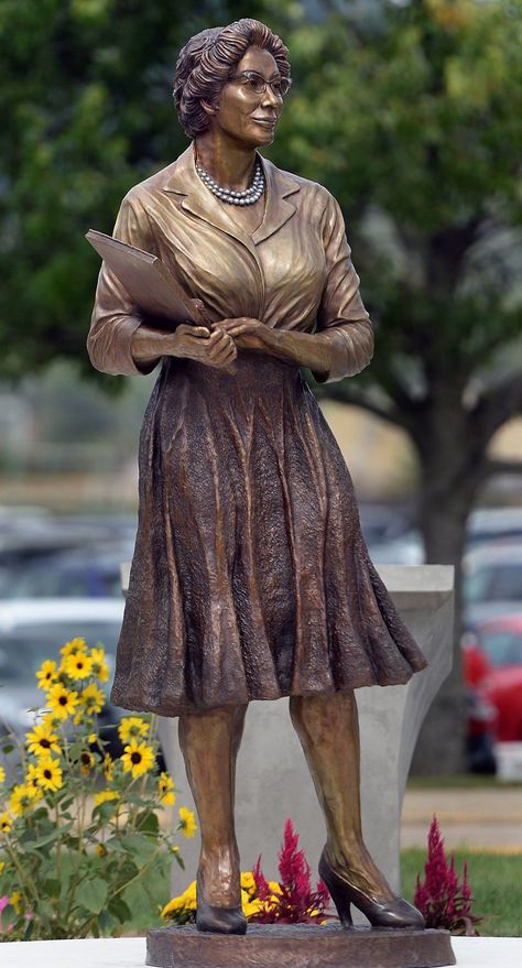 #SharetheLoveSaturday - Katherine Johnson, also known as the “human computer,” turned 100 years old on August 26th of this year. A statue was placed on the West Virginia State University campus in her honor. Read more here: https://www.wvgazettemail.com/news/katherine-johnson-immortalized-with-statue-on-wv-state-university-campus/article_faaaff7b-e452-5de5-8612-892a64a514bd.html #WestVirginia #ASWV #hearing #ears #communication #audiologyservicesofwv #blue #gold #family #friends #audiology Strange Sculptures, Virginia State University, Katherine Johnson, Human Computer, Egyptian Artifacts, Indian Art Gallery, Virginia State, Public Sculpture, Ad Astra