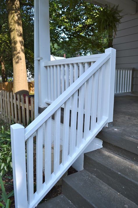 White Cottage Exterior, Front Porch Stairs, Porch Handrails, Painted Porch, Outdoor Handrail, Bedroom Remodeling, Front Porch Steps, Porch Stairs, Front Stairs