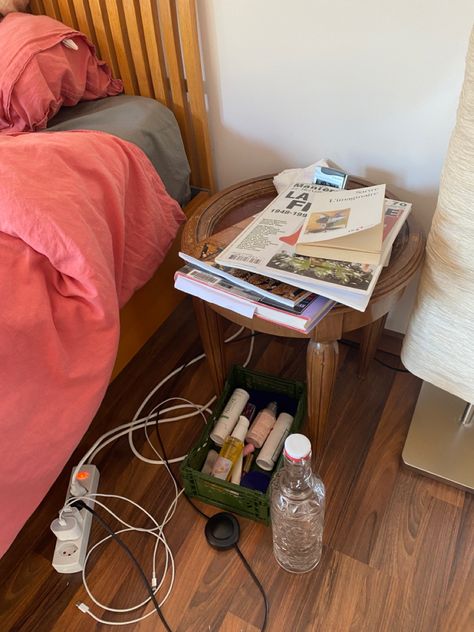 #bed #books #bedroom #bootle #water #hydrated #lamp #nightstand #hay Books Bedroom, Lamp Nightstand, Water In The Morning, Physical Wellness, Pretty House, Bedroom, Bed, Books, Water