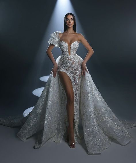 Exotic Wedding Dress, Matric Dance Dresses, Pretty Quinceanera Dresses, Stylish Wedding Dresses, Classy Prom Dresses, Stunning Prom Dresses, Country Wedding Dresses, Glamour Dress, Dream Wedding Ideas Dresses