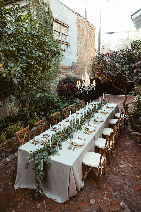 See Every Photo From Ty Pennington and Kellee Merrell's 'Perfect' Savannah Wedding Small Circle Of Friends, Ty Pennington, Europe Honeymoon, Hgtv Star, Savannah Wedding, Vintage Rentals, Wedding Mood, Real Estate Houses, Italy Wedding