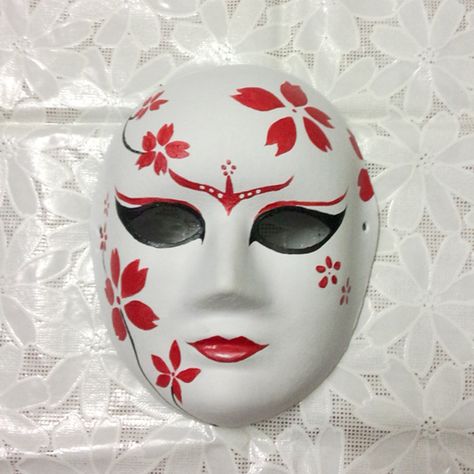 Maskara Design Whole Face, Chinese Mask Design, Kabuki Mask Design Female, Plaster Mask Designs, Mask Ideas Art Inspiration, Face Mask Painting Ideas, Mask Painting Ideas Design, Maskara Festival Mask Design, Kabuki Mask Design