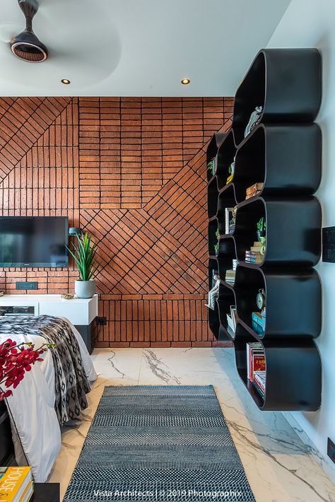 A brick clad modern bedroom design idea by Vista Architects. Brick Interior, Brick Cladding, Indian Interiors, Brick Pattern, Interior Design Per La Casa, Brick Architecture, Pattern And Texture, Brick Patterns, Brick Design