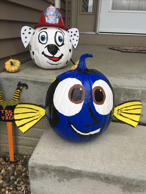 Dory and Paw Patrol pumpkins Dory Pumpkin Painting, Paw Patrol Pumpkin, Nemo Pumpkin, Pumpkin Competition, Pumpkin Creations, Pumpkin Character, Decorated Pumpkins, Pumpkin Paint, Halloween Pumpkin Crafts