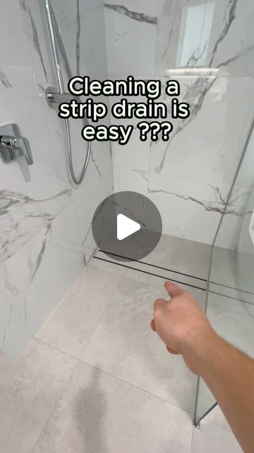 The Bathroom Guide on Instagram: "STEP-BY-STEP ⬇️  🚀P.S If you want to learn how to create your own bathroom design using our structured design workflow methods… you’ll love our FREE 8 step video lesson design mini course!  💬 Comment “Mini” to get access now!  Cleaning a strip drain is simple, so when I hear people make the argument that they are difficult, dirty and time consuming to clean. My first thought is maybe they haven’t been told how to properly maintain them 🤔💭 because it’s as simple as this👇🏼   1️⃣ Get a cloth.  2️⃣ Lift out the tile insert and set it aside.   3️⃣ Using the cloth, whip down the tray.   4️⃣ Grab your detachable shower head or turn on your normal shower head and spray down the tray and tile insert.  5️⃣ Re install the tile insert and your done.    🗣️ This Step Down Shower Ideas, Bathroom Remodel Simple, Bathroom Drain Ideas, Drains For Showers, Shower Drain Ideas, Shower Drain Installation, Cleaning Shower Tiles, Detachable Shower Head, Large Format Tiles