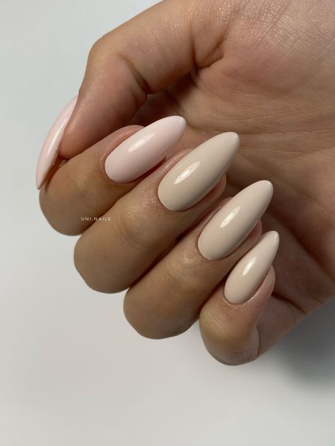 pastel colour nails Pastel Brown Nails, Plain Pastel Nails, Pastel Colour Nails, Uni Nails, Pastel Color Nails, Pastel Nails, Neutral Nails, Brown Nails, Gel Nail Designs