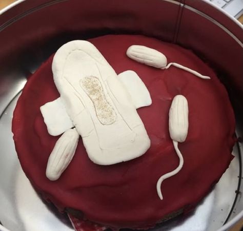 1st Period Cake, Period Party Food, Food Cake Ideas, Period Cake, First Moon Party, Sleepover Cake, Poop Cake, Funny 50th Birthday Cakes, Birth Cakes