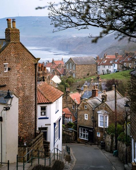 A long weekend in Yorkshire | England's Puzzle Bagnoregio Italy, Robin Hoods, Fountains Abbey, Robin Hoods Bay, Whitby Abbey, Victorian Buildings, Yorkshire Uk, Uk Photography, Seaside Towns