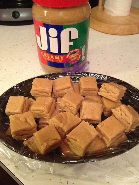 Microwave Peanut Butter Fudge, Peanut Butter Fudge Recipe, Peanut Butter Fudge Easy, Microwave Fudge, Butter Fudge, Dessert Party, Fudge Easy, Easy Peanut Butter, Desserts Easy