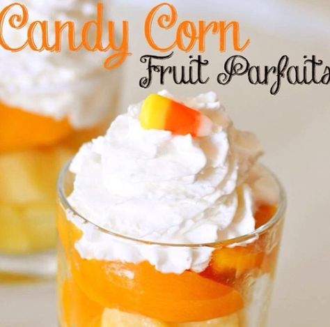 Halloween Candy Corn Parfait Dessert! #Halloween #eventplanning #desserts #candycorn Fruit Parfait Recipes, Healthy Halloween Candy, Parfait Recipe, Healthy Halloween Treats, Parfait Desserts, Fruit Parfait, Parfait Recipes, Ww Desserts, Healthy Halloween