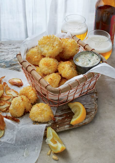 New England Recipes, Summer Shrimp, Seafood Scallops, England Recipes, Haddock Recipes, Fried Scallops, Crispy Oven Fries, Baked Scallops, Seafood Entrees