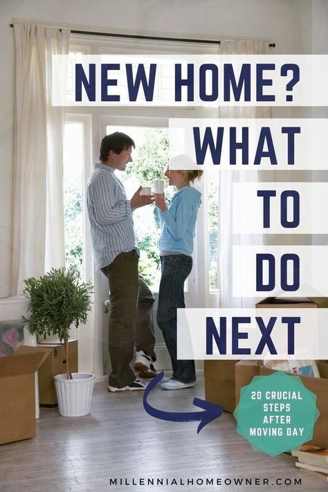 Moving Tips: Once you're done with moving day and you're at the end of your moving timeline, learn how to prep for moving into a new home. Clean, finish repairs, unpacking and inspecting your new home are just a few items on this new house checklist, which should be the last section of your moving binder. Whether it's your first home or apartment, this article is so helpful! Visit the blog post to learn more about what to do after moving day. New House Checklist, Kitchen Essentials Checklist, Moving Binder, Moving Timeline, Moving Into New Home, House Hunting Checklist, Moving House Tips, Moving Hacks Packing, House Checklist