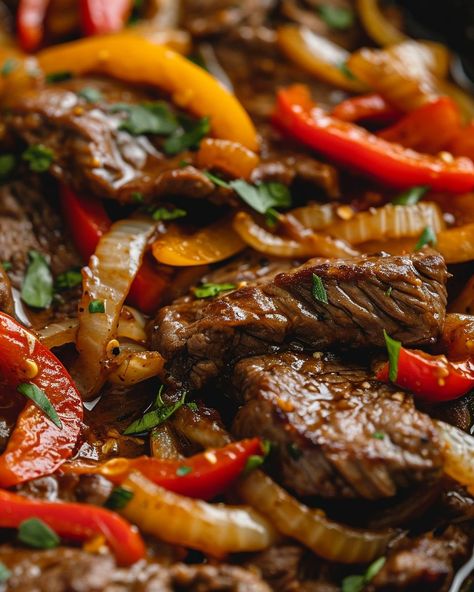 This is so good, you'll want to make this tonight Steak And Peppers, Peper Steak, Beef And Peppers, Pepper Steak Recipe, Slow Cooker Stuffed Peppers, Flavorful Vegetables, Beef Casserole Recipes, Crockpot Recipes Beef, Pepper Steak