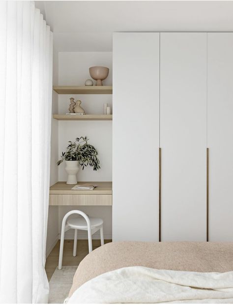 Bedroom Built In Wardrobe, Storage Solutions Closet, Built In Cupboards, Couple Bedroom, Minimalist Home Decor, Home N Decor, Dream Bedroom, House Inspo