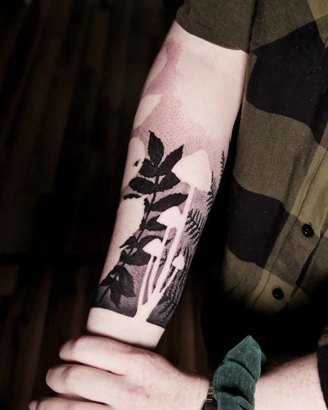 https://www.instagram.com/karas.ink/?hl=pl Negative Space Floral Sleeve, Negative Space Arm Band Tattoo, Black Negative Space Tattoo, Negative Flower Tattoo, Negative Space Tattoo Men, Inverted Tattoo Negative Space, White Space Tattoo, Negative Space Tattoo Sleeve, Tattoo Negative Space