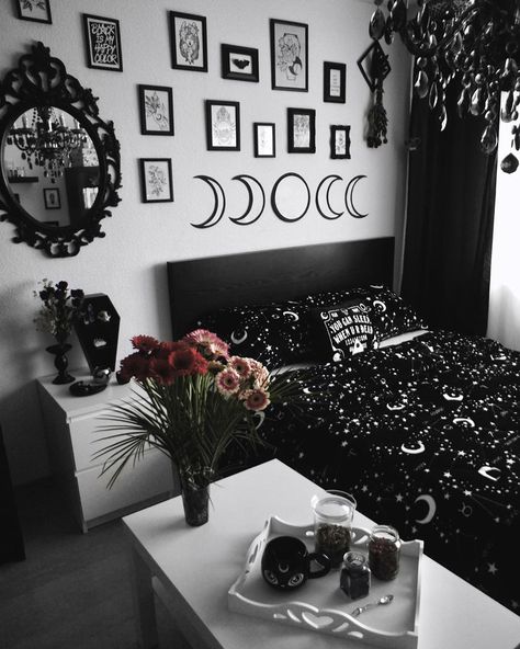 Celestial Room, Goth Bedroom, Gothic Room, Gothic Bedroom, Halloween Bedroom, Farmhouse Industrial, Dark Home Decor, Goth Home, Goth Home Decor