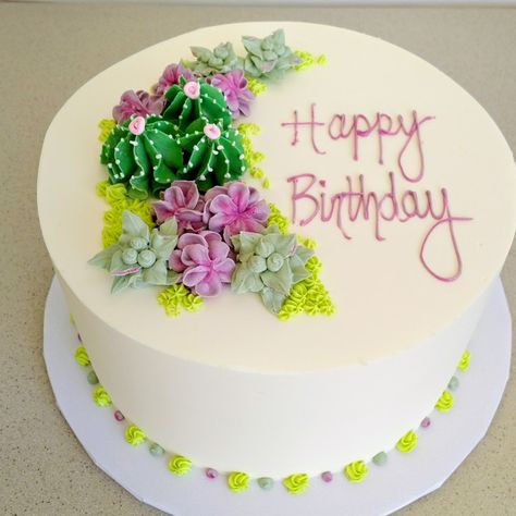 Simple Succulent Cake, Succulent Birthday Cake For Women, Easy Succulent Cake, Succulent Cake Ideas, Plant Birthday Cakes, Plant Cakes Ideas, Cactus Cake, Succulent Cake, Cupcake Decorating Tips