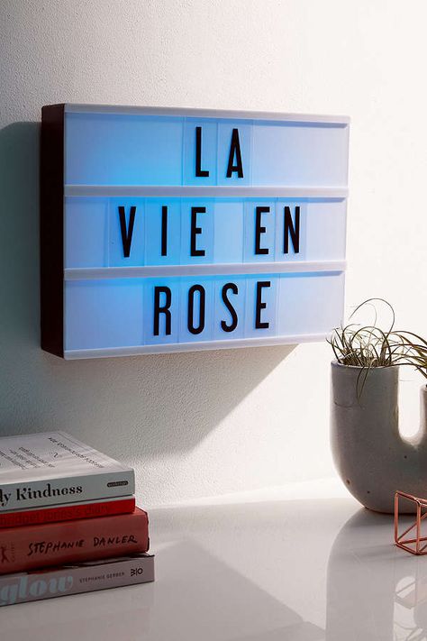 Light Box Ideas, Message Light Box, Indoor Movie Night, Box Design Ideas, Lightbox Quotes, Cinema Box, Light Box Quotes, Lighting Aesthetic, Interior Led Lights