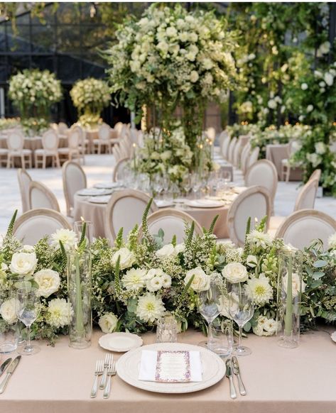 Green And White Wedding Theme, Wedding Theme Outdoor, Nikah Decor, Green And White Wedding, Colour Themes, Garden Theme Wedding, White Wedding Theme, Green Color Schemes, Champagne Wedding