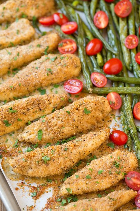 Chicken Tenders And Asparagus Recipes, Sheet Pan Suppers Recipes, Chicken And Green Beans, Parm Chicken, Easy Supper Recipes, Parmesan Chicken Tenders, Roasted Beans, Classy Dinner, Sheet Pan Suppers