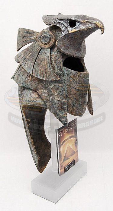 stargate movie armor - Google Search Egyptian Helmet, Anubis Helmet, Stargate Anubis, Egyptian Armor, Sg1 Stargate, Animal Helmet, Anubis And Horus, Stargate Movie, Egyptian God Horus